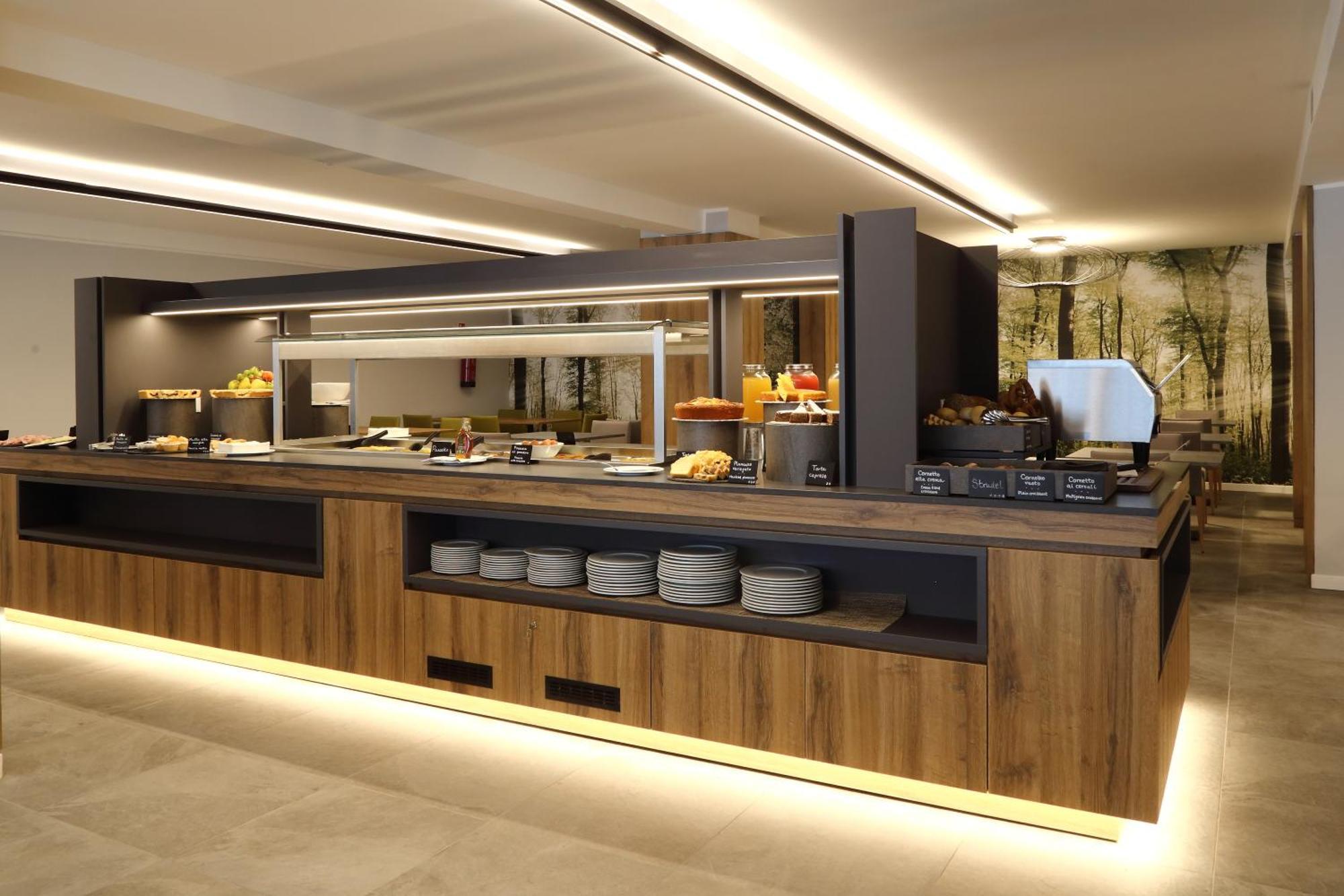 Armon Greenblu Hotel & Wellness Folgarida Dış mekan fotoğraf