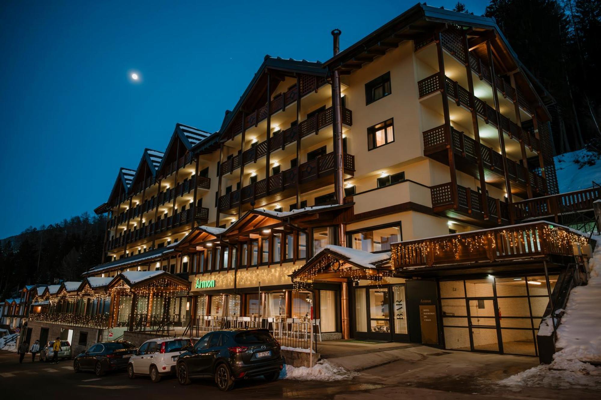 Armon Greenblu Hotel & Wellness Folgarida Dış mekan fotoğraf